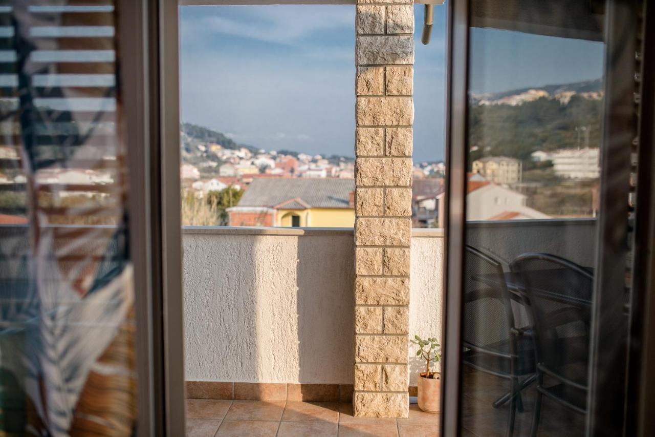 ראב Nikolina Rab Apartments מראה חיצוני תמונה