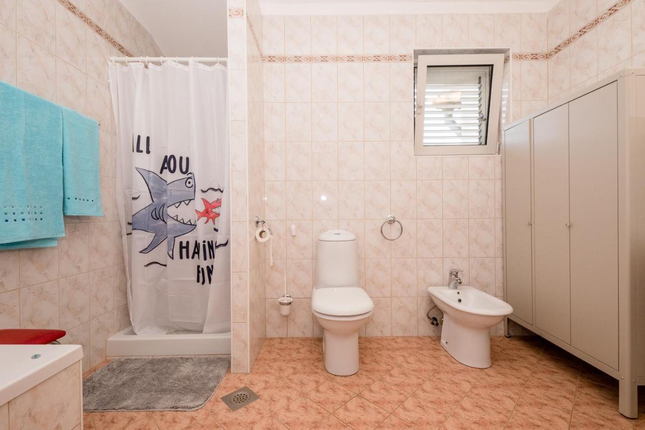 ראב Nikolina Rab Apartments מראה חיצוני תמונה